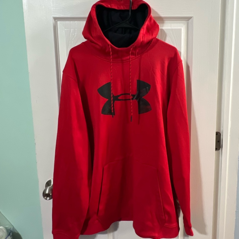 Under Armour Cold Gear Men’s Red Hoodie. Size 2XL